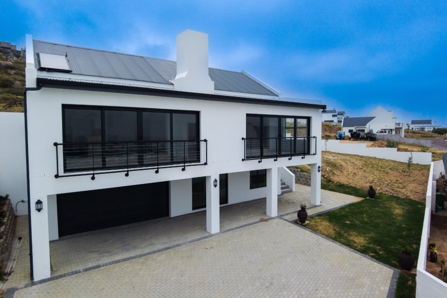 3 Bedroom Property for Sale in Da Gama Bay Western Cape